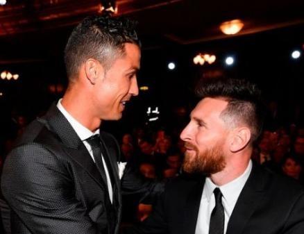 都灵官方：瓦尼亚蒂卸任体育总监一职，佩特拉奇重新接手