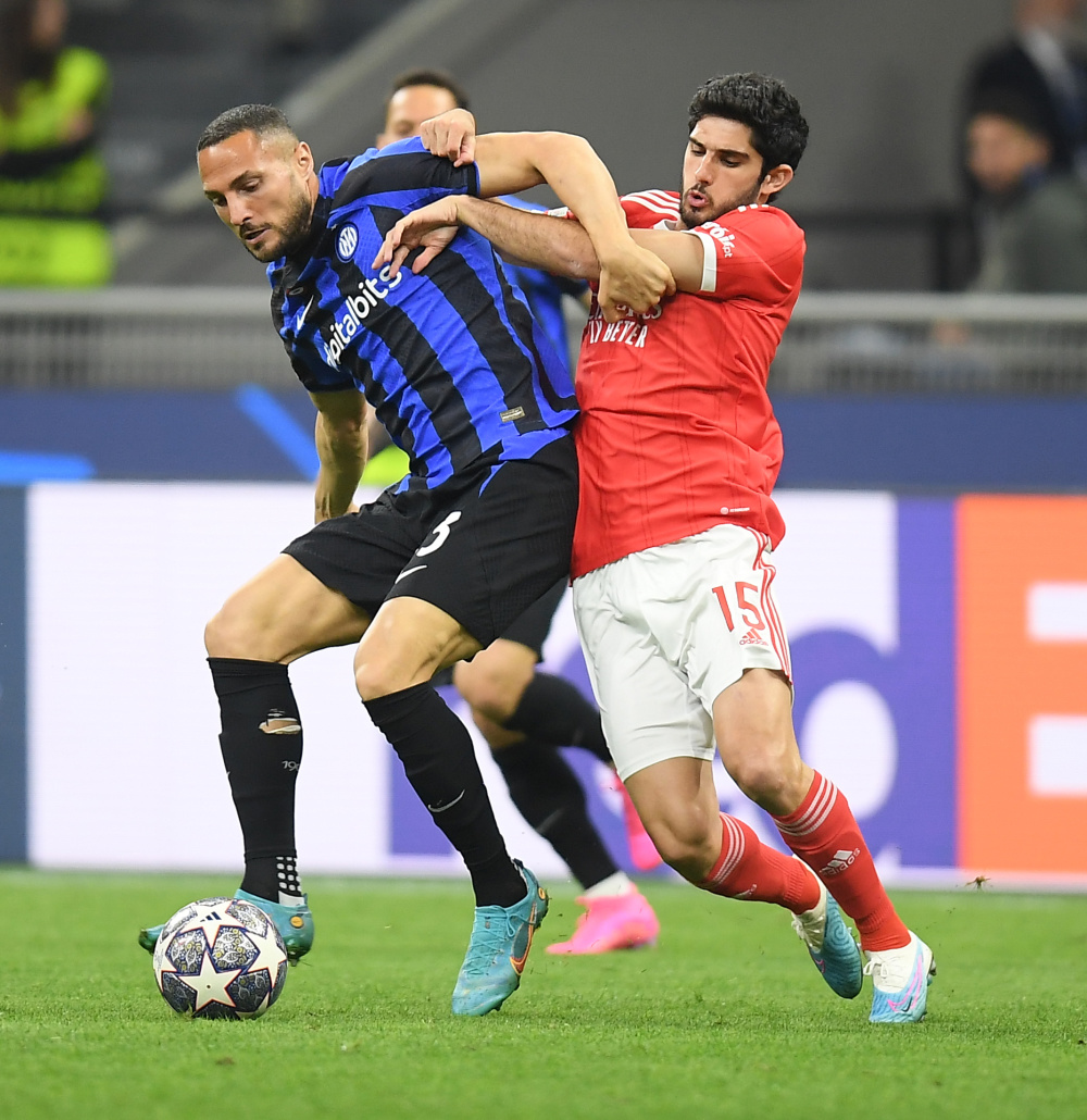 米内罗竞技官方：球队已与前新月后卫洛迪达成协议，将签约5年（米内罗竞技官宣与前新月后卫洛迪达成协议，签下5年合同）