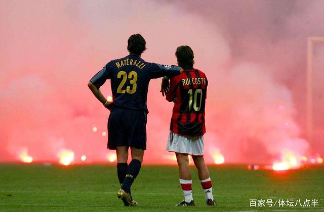 乌比格：今天球队表现非常出色，首发登场是早上教练组决定的