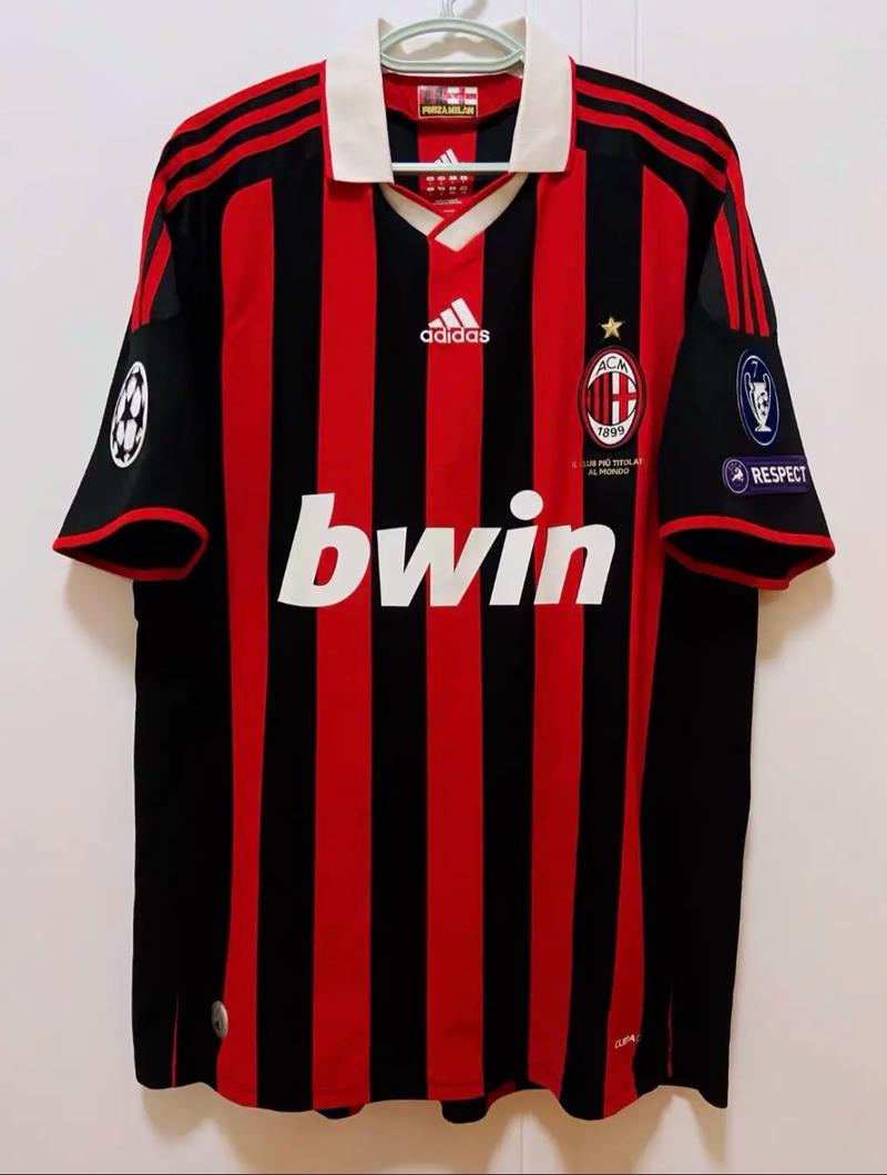 梅西加盟前迈阿密国际为垫底球队，加盟后2年半夺得3座冠军