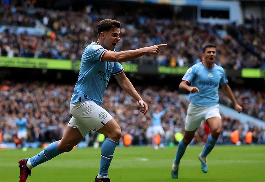 20分钟进2球，德里乌赫当选埃因霍温客场4-1利物浦全场最佳