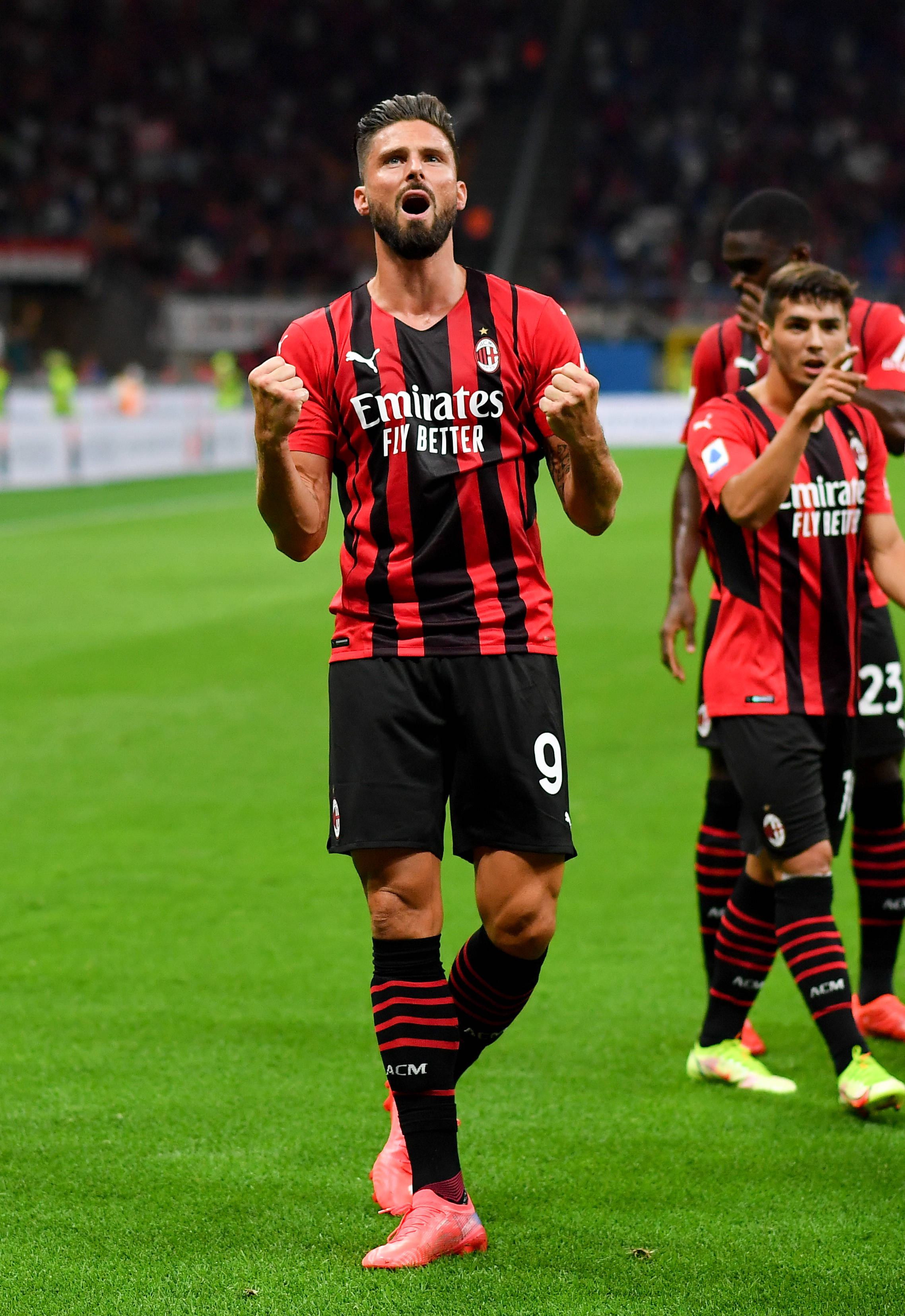 篮球湖人今日调整轮换，新阵容效果显著