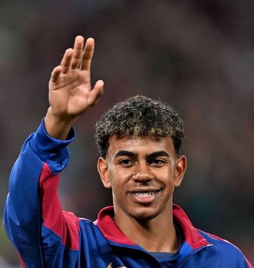 本赛季限制对手在6英尺内最低命中率：戈贝尔46%领跑