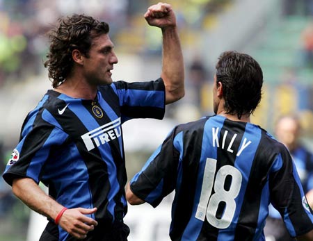 吉拉西多特生涯欧冠已打入15球，队史仅次于罗伊斯和莱万