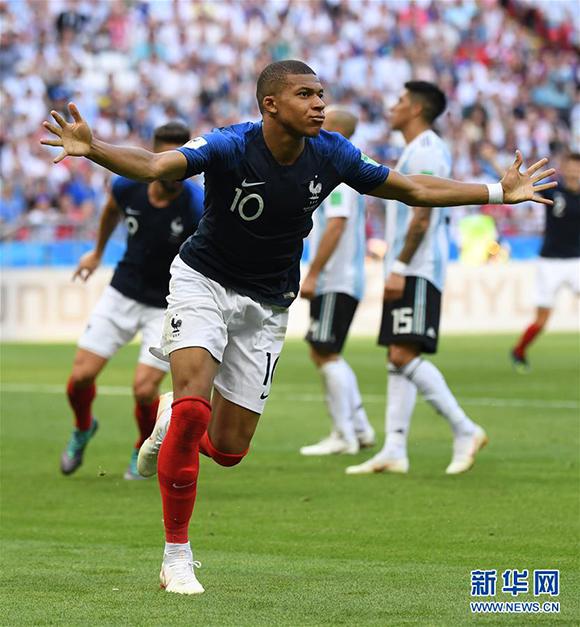 活久见！亚冠输球垫底后一个个神采飞扬，1人大谈向第5冠拼搏！（离谱！亚冠告负仍垫底却集体神采奕奕，一人放话冲击第5冠）