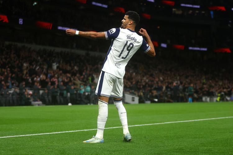 半场：拜仁1-1圣保利，格雷罗扳平，卡尔中柱，洪通吉破门+伤退