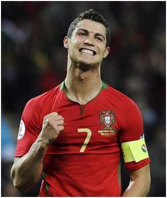 阿德耶米声明：一时轻率购买盲盒买到了武器，对此感到很抱歉（阿德耶米致歉：冲动购盲盒意外抽到武器）