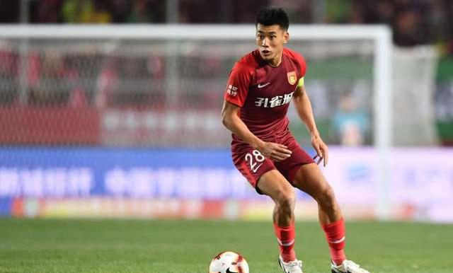 巴西18岁新星身价飙至8000万欧，同龄数据超越内马尔维尼修斯（18岁巴西天才身价涨至8000万欧，同龄期数据力压内马尔与维尼修斯）