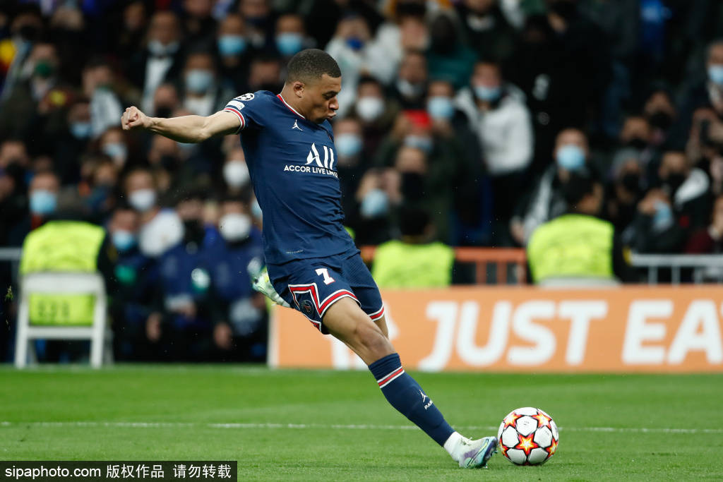 皇马青年军客场2-0击败埃弗顿！18岁新星双响助球队领跑小组