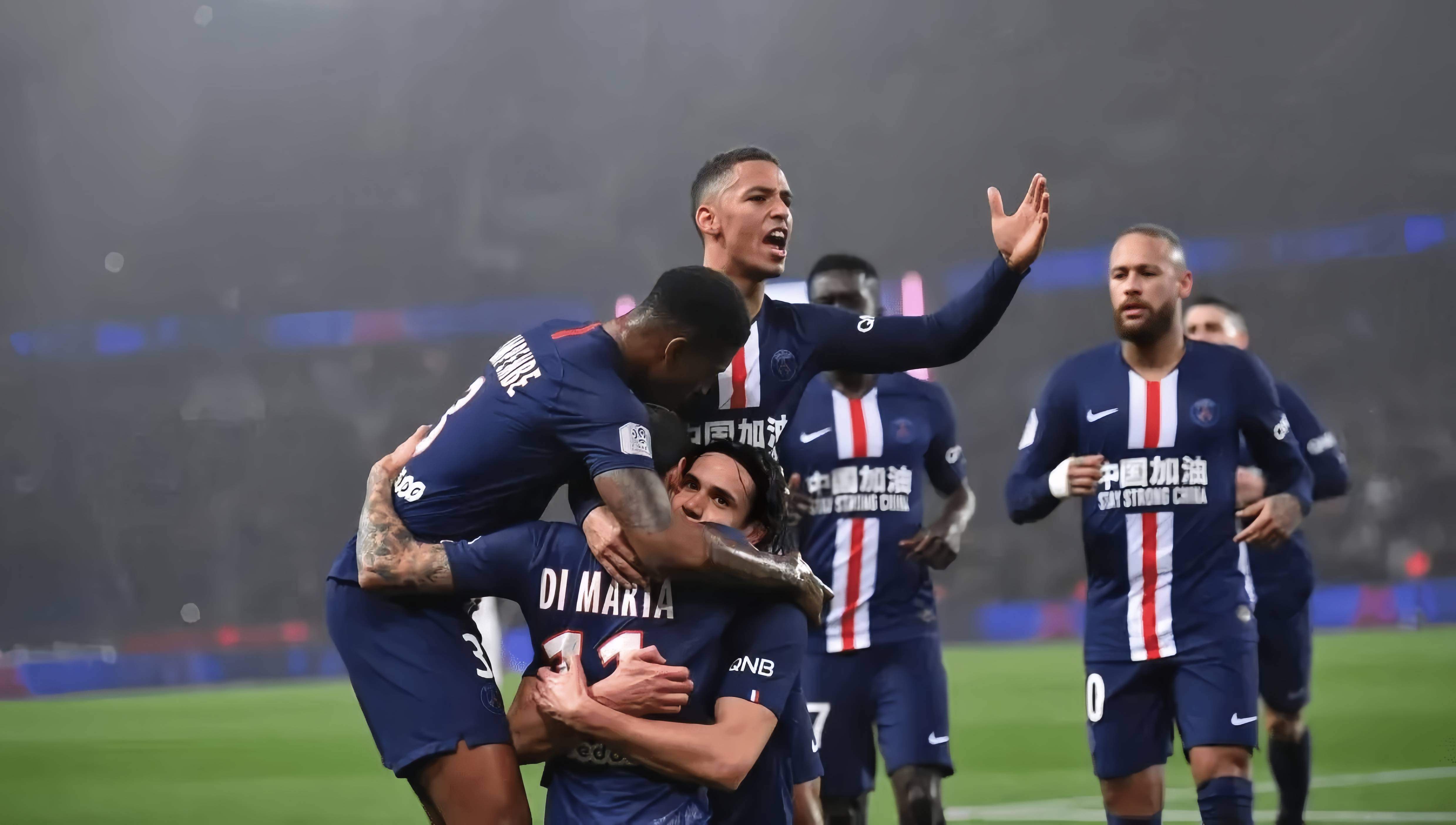 欧冠夺冠赔率：利物浦1赔5居首 3强并列紧追（欧冠冠军赔率榜：利物浦以1赔5领跑 三豪门并列追击）