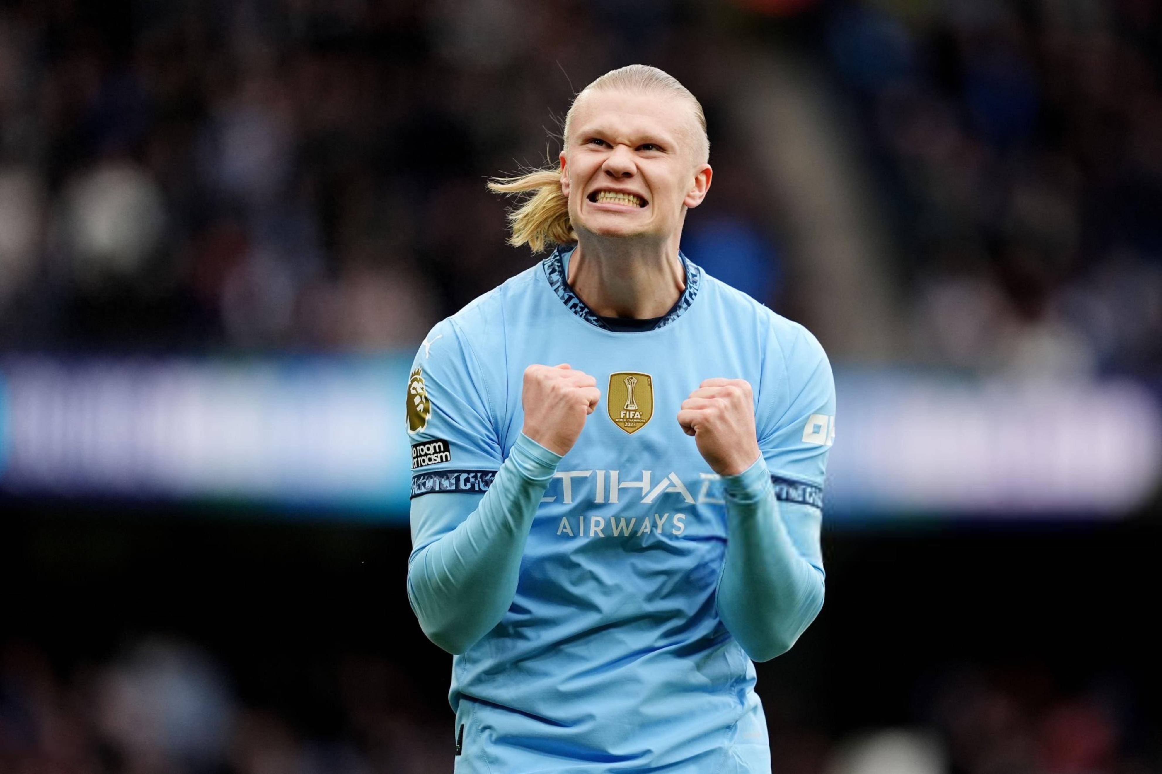 港队本月亚洲杯预选赛大名单：陈晋一领衔中超、中甲8将入选（香港队本月亚洲杯预选赛大名单公布：陈晋一领衔，8名中超／中甲球员入选）