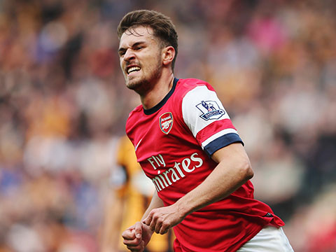 英超：利物浦4-0大胜埃弗顿（英超：利物浦4-0完胜埃弗顿）